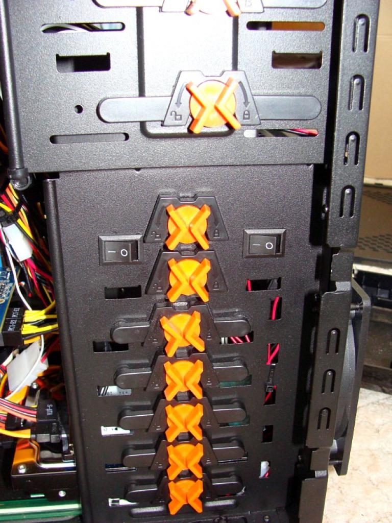 [21/01/2011] Mammuttagebuch zum Casemod-Projekt Aurora: Wakü-PC mit zwei Kreisläufen (39)