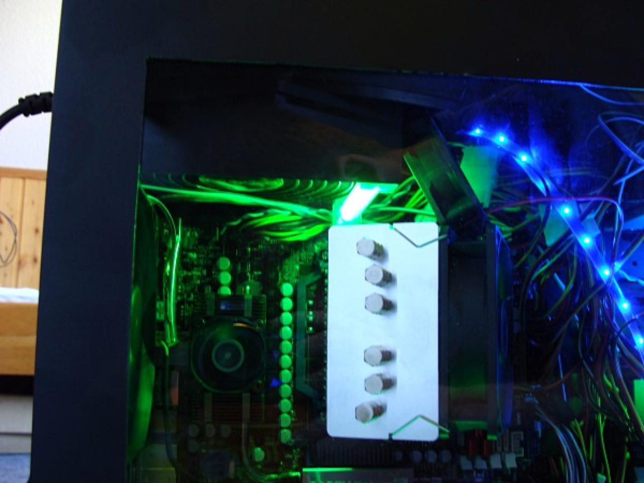 [21/01/2011] Mammuttagebuch zum Casemod-Projekt Aurora: Wakü-PC mit zwei Kreisläufen (57)