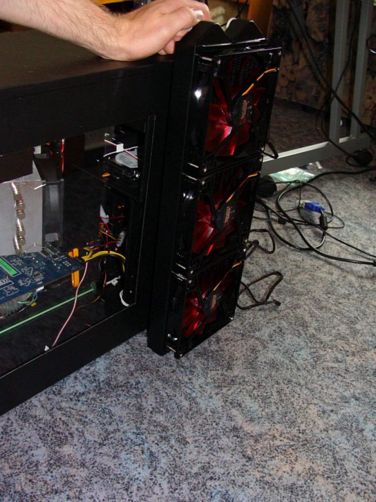 [21/01/2011] Mammuttagebuch zum Casemod-Projekt Aurora: Wakü-PC mit zwei Kreisläufen (78)