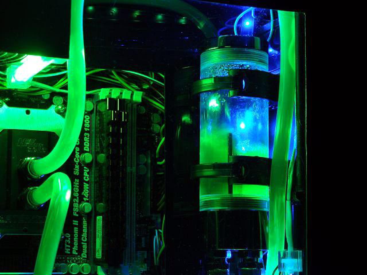 [21/01/2011] Mammuttagebuch zum Casemod-Projekt Aurora: Wakü-PC mit zwei Kreisläufen (103)