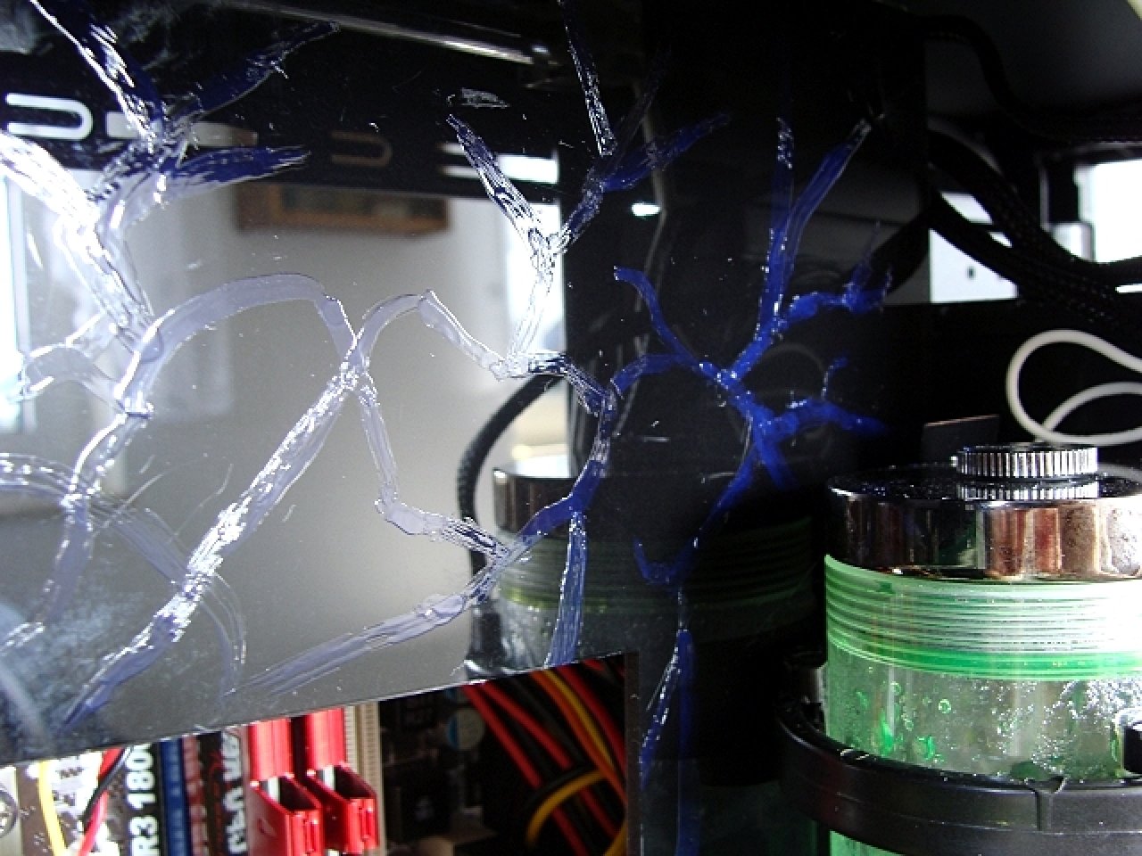 [21/01/2011] Mammuttagebuch zum Casemod-Projekt Aurora: Wakü-PC mit zwei Kreisläufen (128)