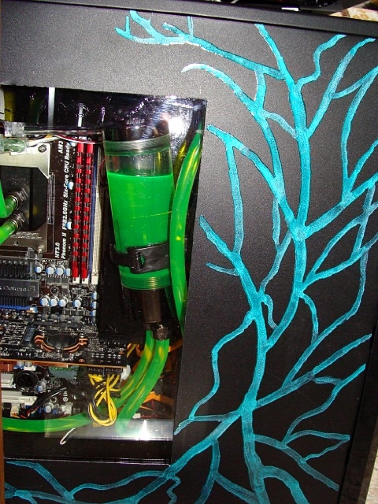 [21/01/2011] Mammuttagebuch zum Casemod-Projekt Aurora: Wakü-PC mit zwei Kreisläufen (148)