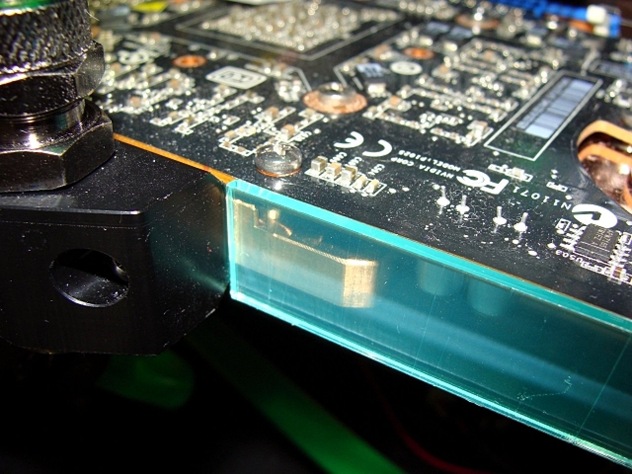 [21/01/2011] Mammuttagebuch zum Casemod-Projekt Aurora: Wakü-PC mit zwei Kreisläufen (152)