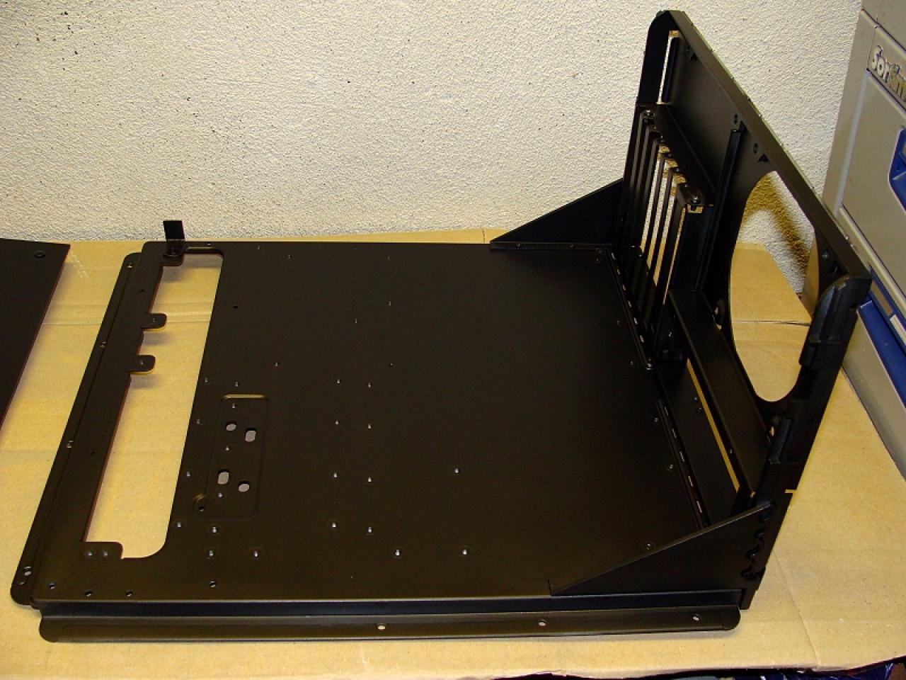 [21/01/2011] Mammuttagebuch zum Casemod-Projekt Aurora: Wakü-PC mit zwei Kreisläufen (213)