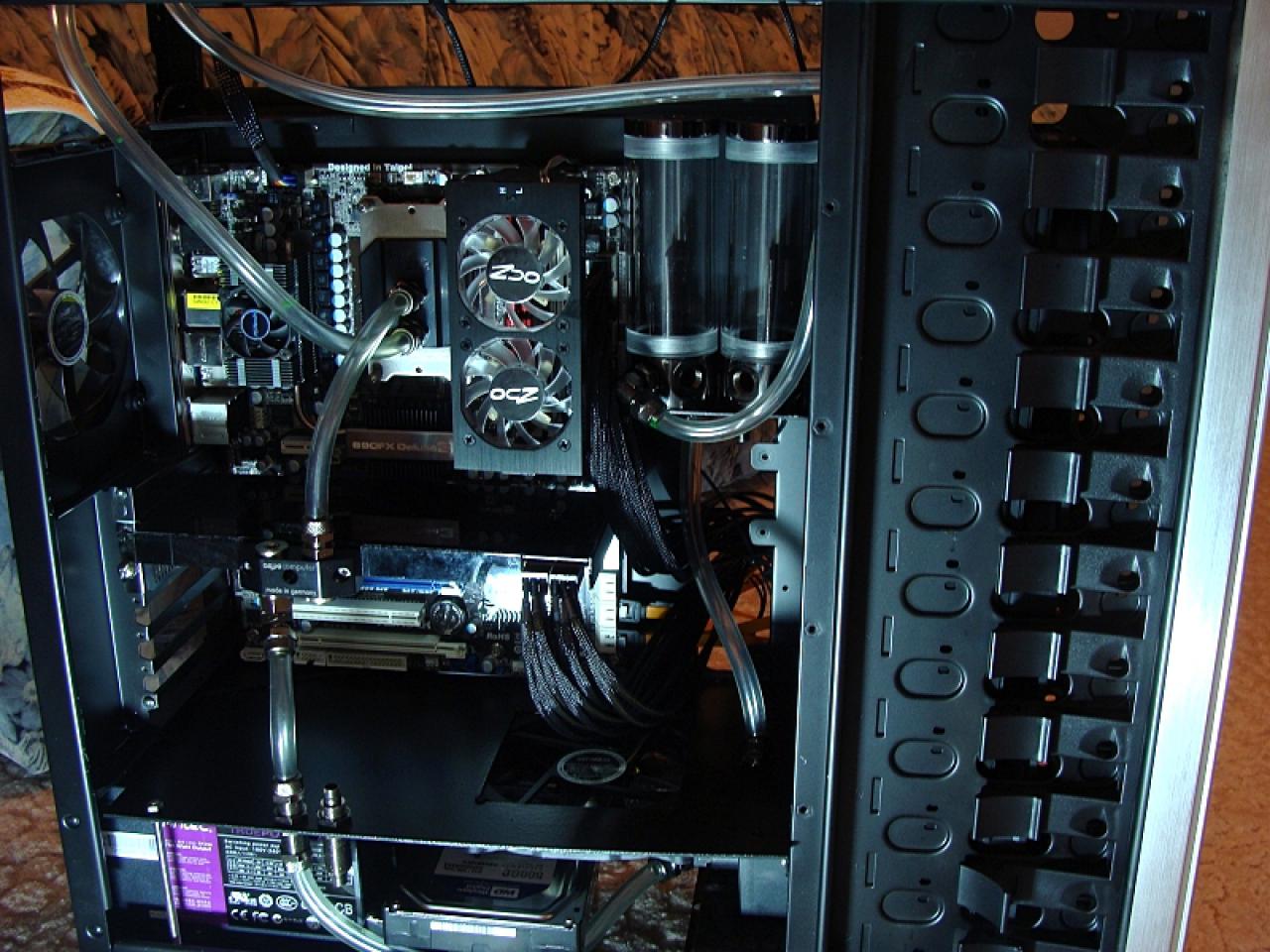 [21/01/2011] Mammuttagebuch zum Casemod-Projekt Aurora: Wakü-PC mit zwei Kreisläufen (220)