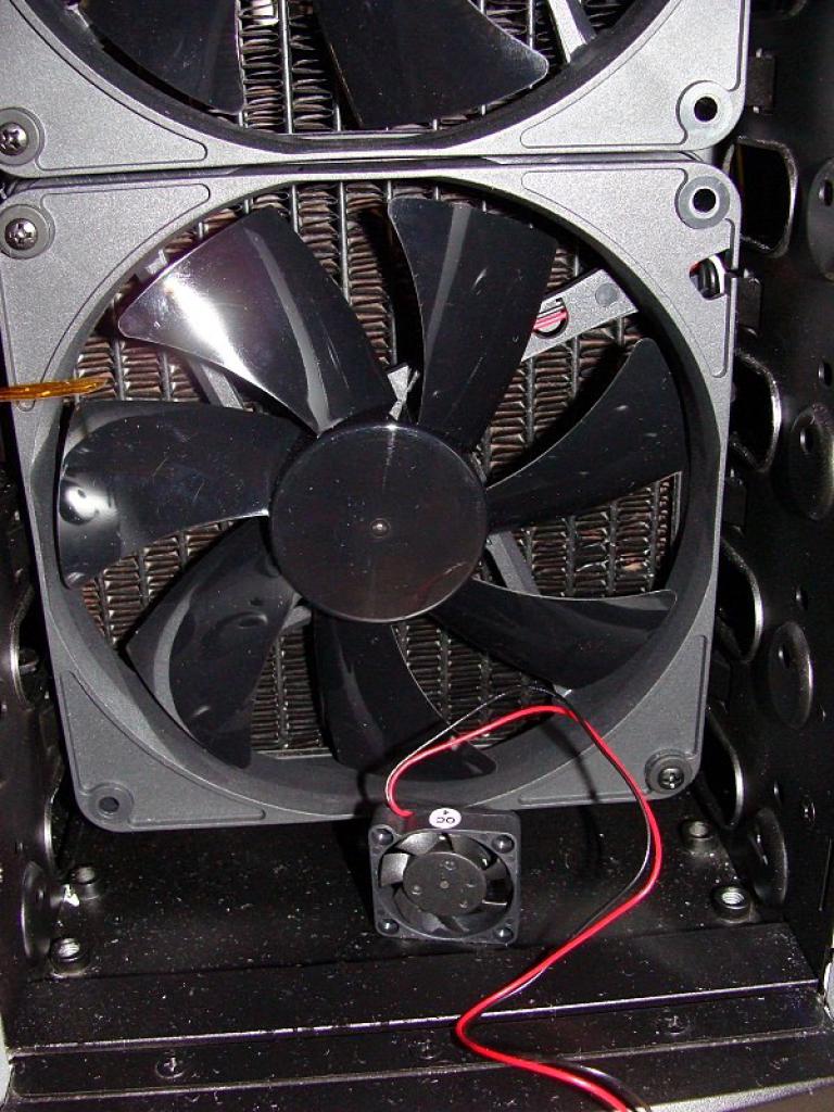 [21/01/2011] Mammuttagebuch zum Casemod-Projekt Aurora: Wakü-PC mit zwei Kreisläufen (222)
