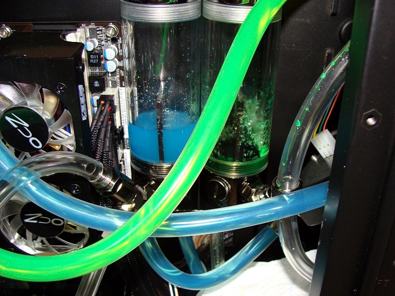[21/01/2011] Mammuttagebuch zum Casemod-Projekt Aurora: Wakü-PC mit zwei Kreisläufen (226)