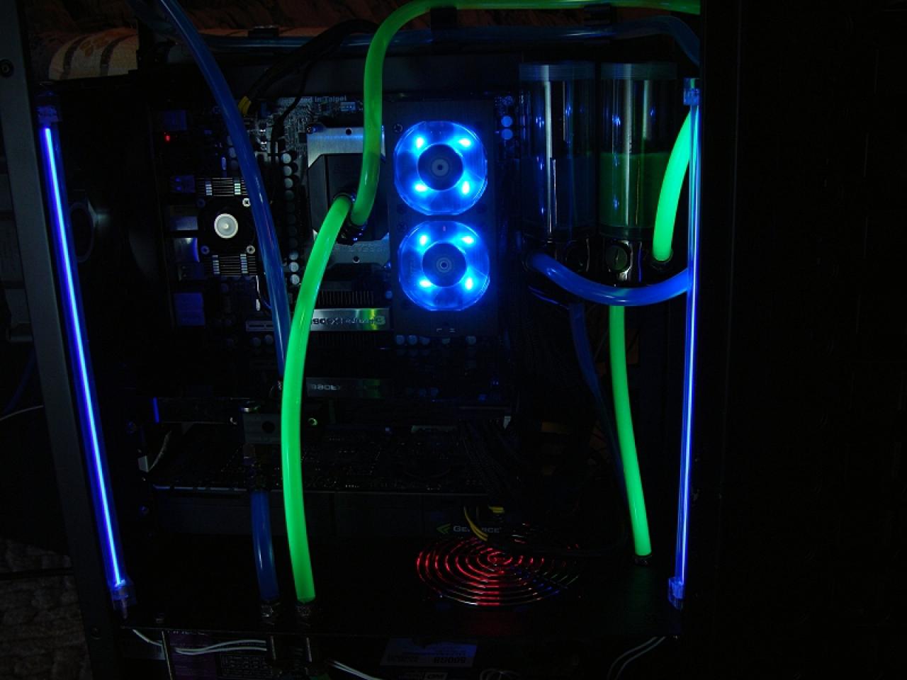 [21/01/2011] Mammuttagebuch zum Casemod-Projekt Aurora: Wakü-PC mit zwei Kreisläufen (228)