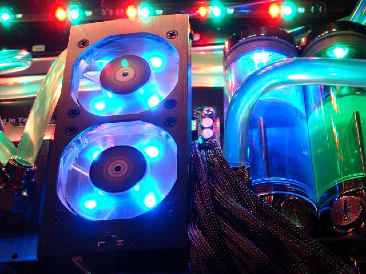 [21/01/2011] Mammuttagebuch zum Casemod-Projekt Aurora: Wakü-PC mit zwei Kreisläufen (252)