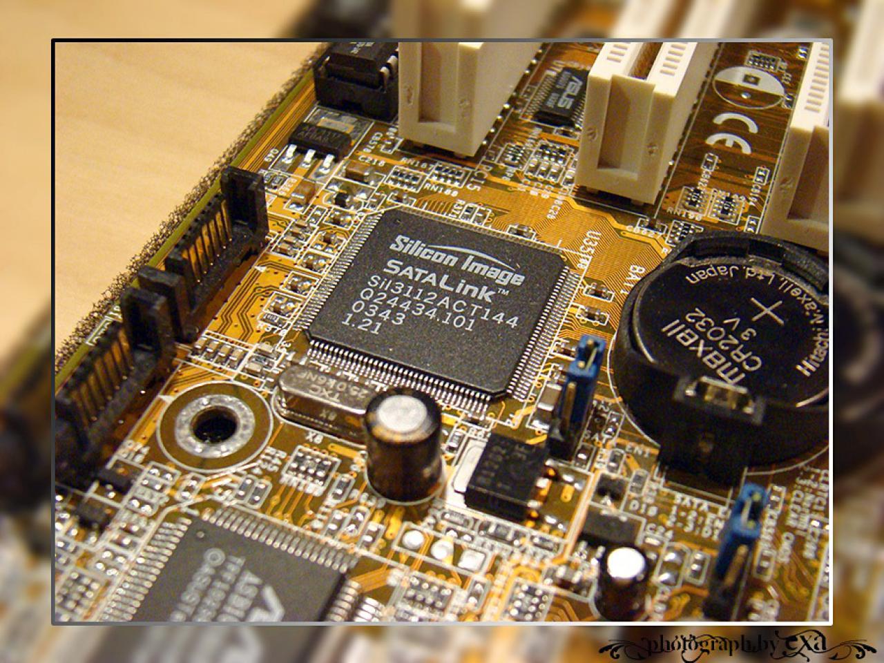 [14/01/2011] Retro-Projekt Octooculus: Acht 3dfx-GPUs auf einer Grafikkarte (7)
