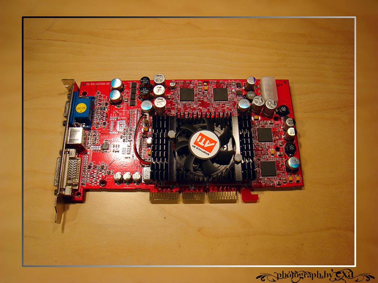 [14/01/2011] Retro-Projekt Octooculus: Acht 3dfx-GPUs auf einer Grafikkarte (10)