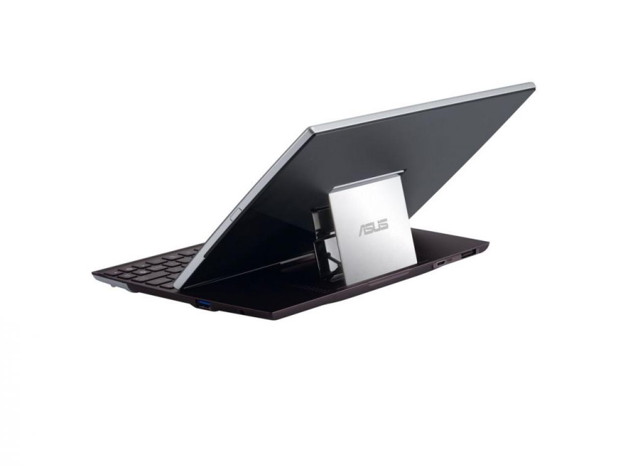 [17/02/2011] Schon beim Preview-Event zur Cebit in Hamburg hatte Asus seine Android-basierten Tablet-PCs Eee Pad Slider und Eee Pad Transformer vorgestellt. Der Slider verwandelt sich dank eines ausgeklügelten Gleitmechanismus von einem Tablet in ein Netbook. Der Transformer hat eine optional ansteckbare Tastatur, die zudem einen zusätzlichen Akku beherbergt.