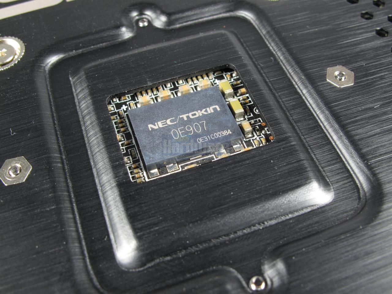 [18/02/2011] Asus ENGTX580 Direct Cu II 4