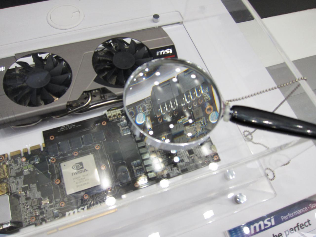 [28/02/2011] Cebit 2011 Asus Matrix vs MSI Lightning Luxus-HD-6970 und -GTX-580 10