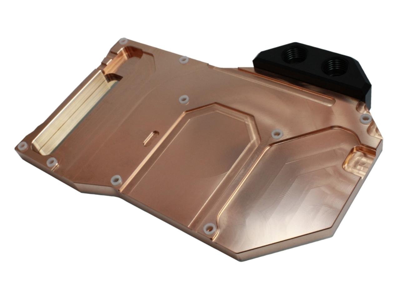[19/02/2011] Watercool Heatkiller GPU-X³ für AMD HD 6950 und HD 6970. Gut zu erkennen: Die Ausfräsung vor der Auflagefläche für die Spannungswandler reicht bis zum Deckel hinauf, Wasser fließt nur im vorderen Bereich des Kühlers.