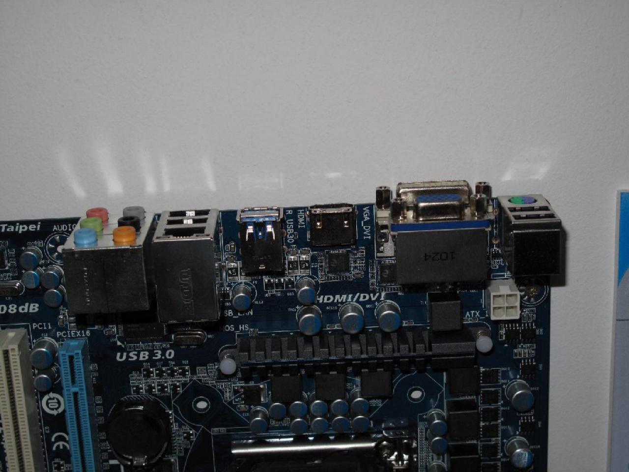 [28/02/2011] Gigabyte HA65M-D2H-B3 02