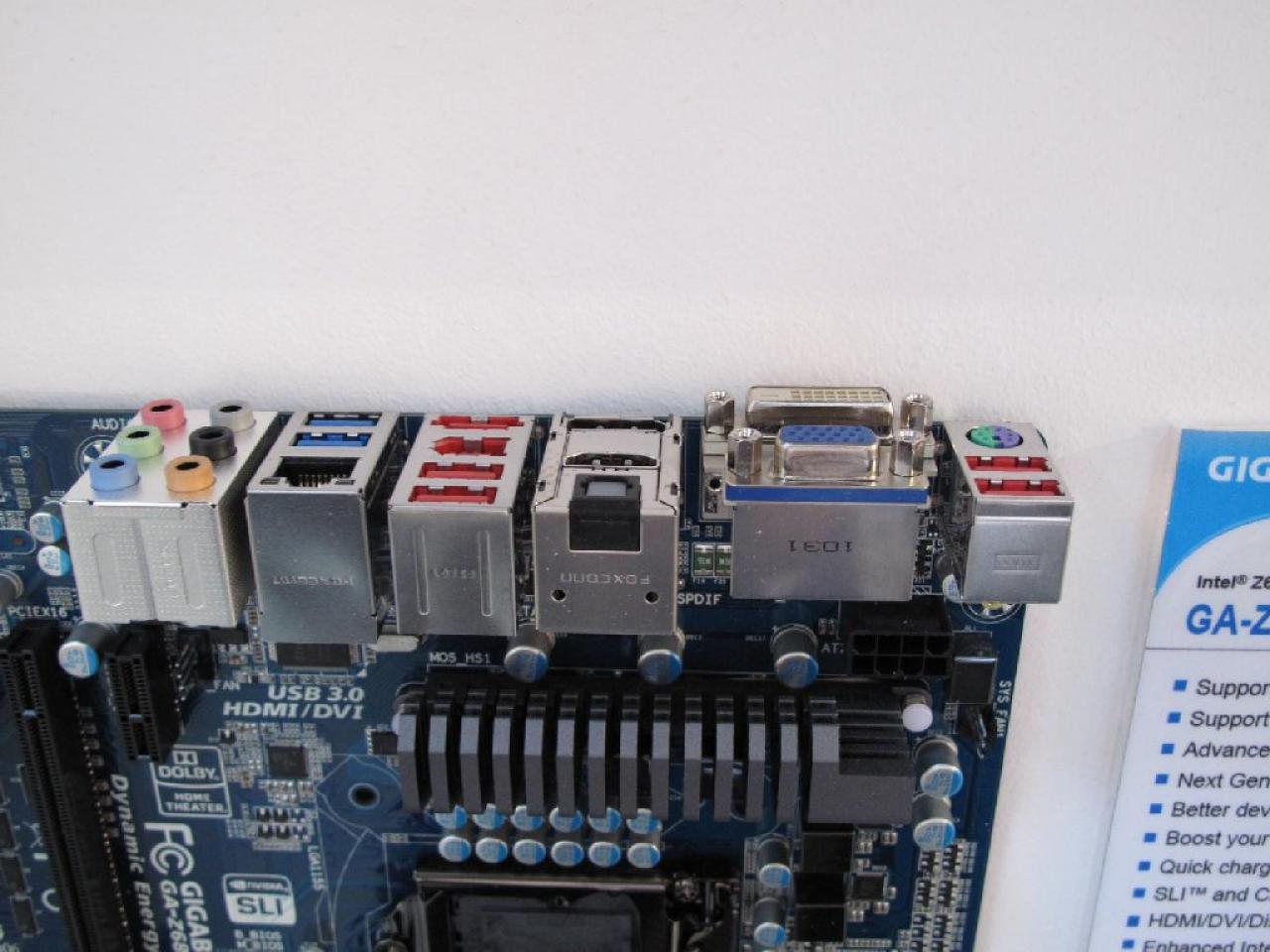 [28/02/2011] Gigabyte Z68X-UD4H-B3 02