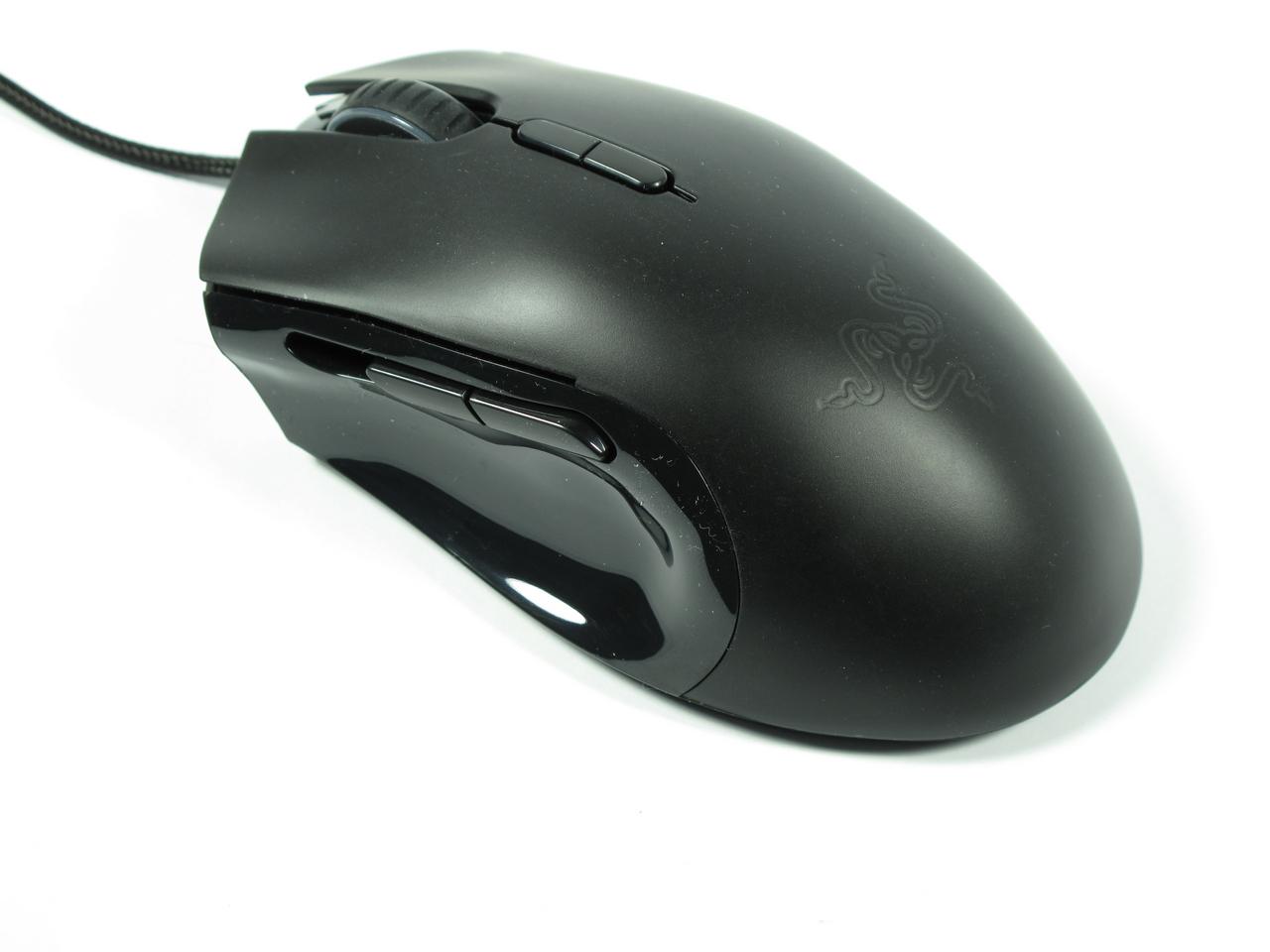 [23/02/2011] Razer Imperator: Der genaue Name müsste Boa constrictor imperator, also Kaiserboa lauten. Einzigartig ist nicht nur die Bezeichnung basierend auf einer Würgeschlange, sondern auch die variablen Seitentasten