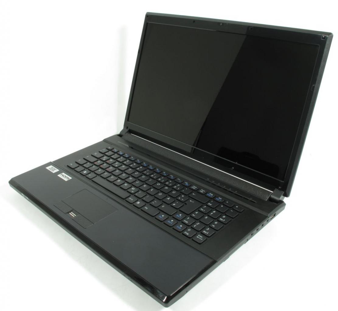 [17/02/2011] In der Intel Gaming-Area (Halle 23) zeigt Schenker Notebooks aktuelle Sandy-Bridge-Systeme mit DX11-Grafik.