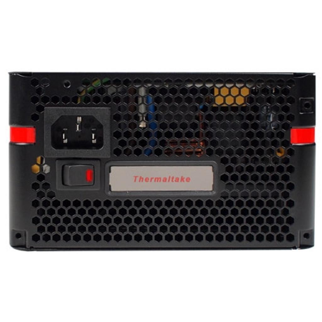 [10/02/2011] Das Design der Toughpower Grand-Netzteile von Thermaltake wurde bereits mit drei Awards ausgezeichnet. (4)