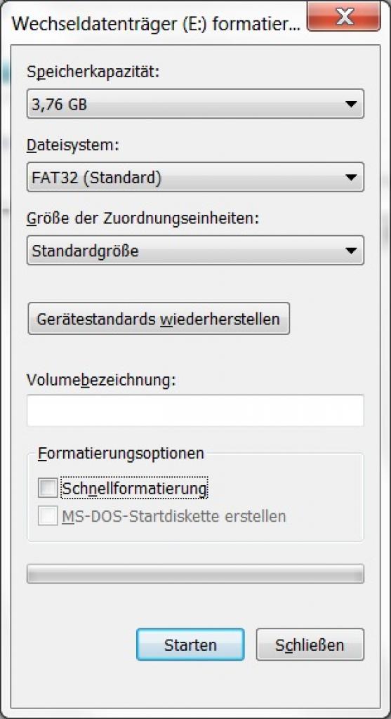 [24/02/2011] Schritt 19: Neben Sie den bereit liegenden USB-Stick und formatieren Sie den mit Windows 7