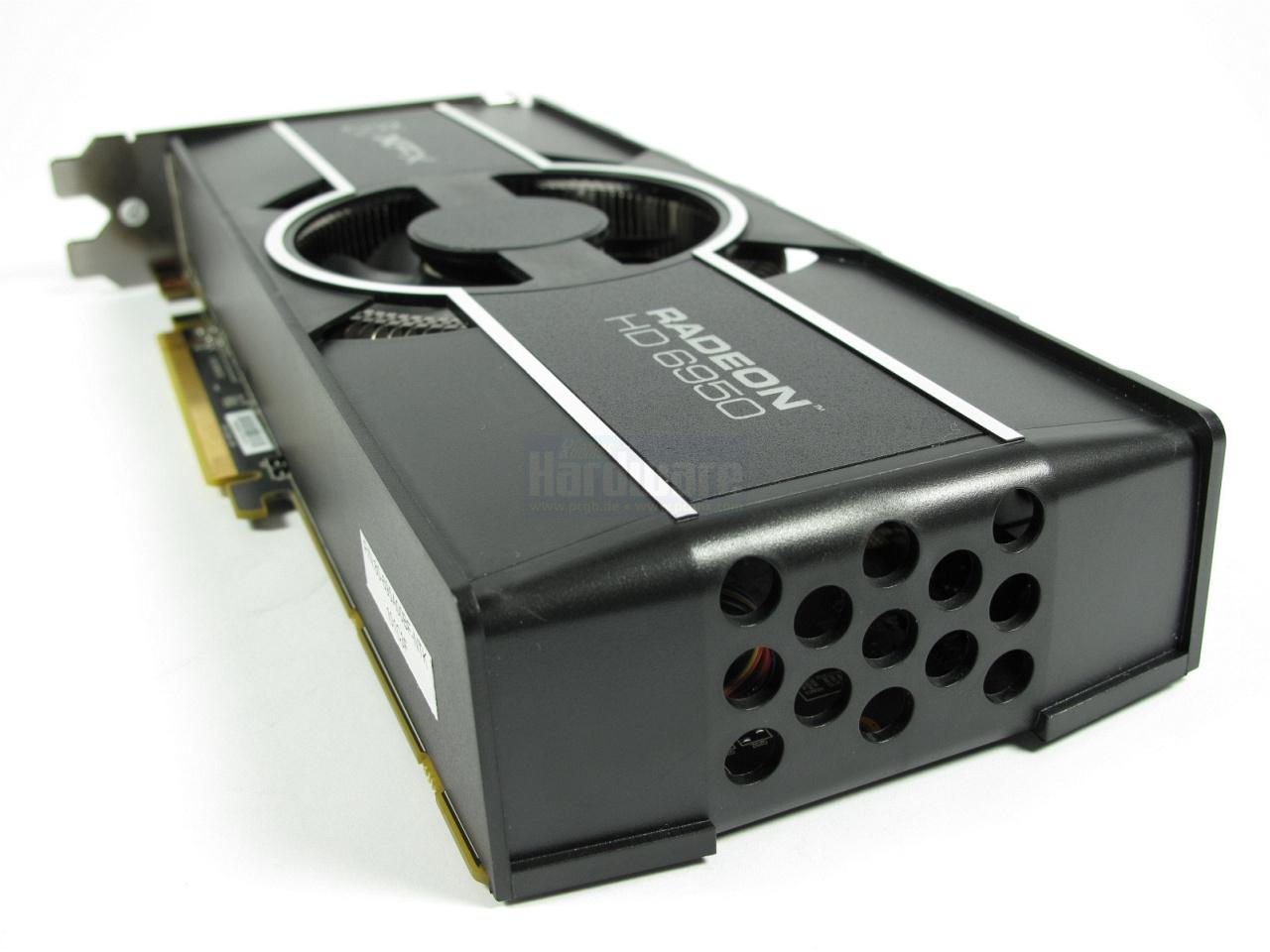 [23/02/2011] Xfx Radeon HD 6950 1G XXX Edition: Eigendesign mit Vapor-Chamber und 1 GiByte VRAM (2)