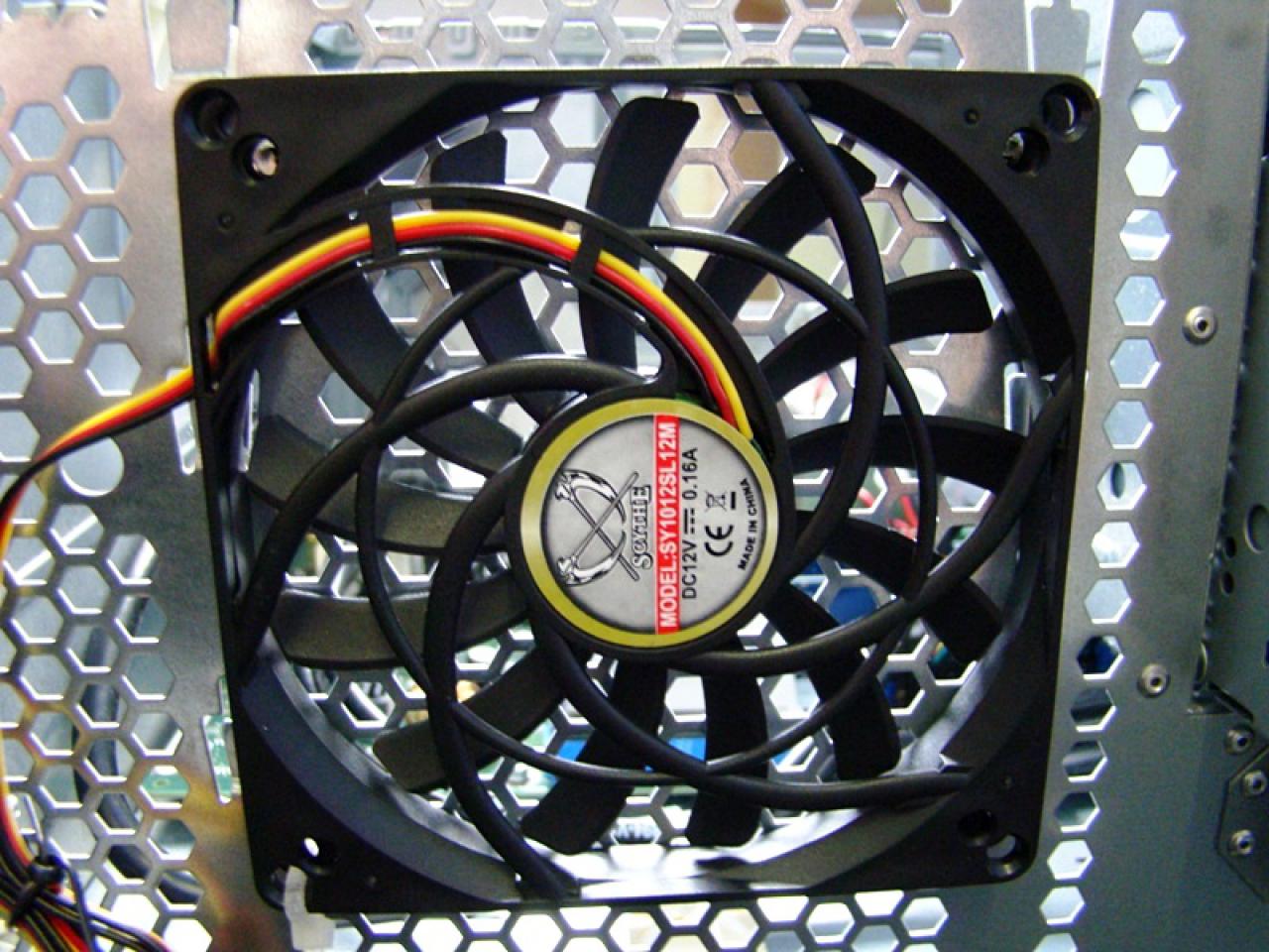 [11/02/2011] Chaos-Casemodding: Der PC, der Bastard genannt wird (6)