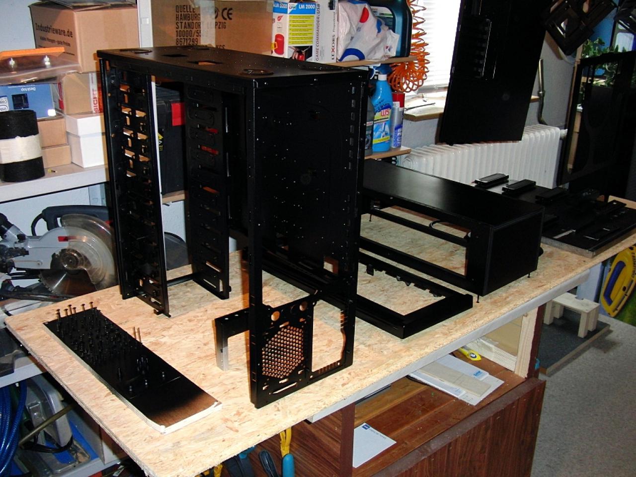 [04/02/2011] Tolle Airbrush-Casemod mit Batman-Motiven (11)