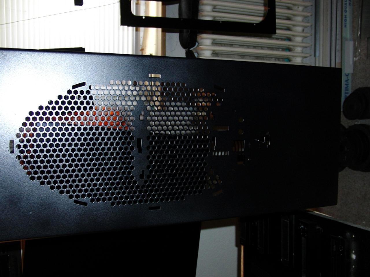 [04/02/2011] Tolle Airbrush-Casemod mit Batman-Motiven (13)
