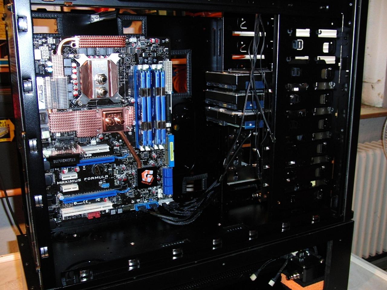 [04/02/2011] Tolle Airbrush-Casemod mit Batman-Motiven (36)