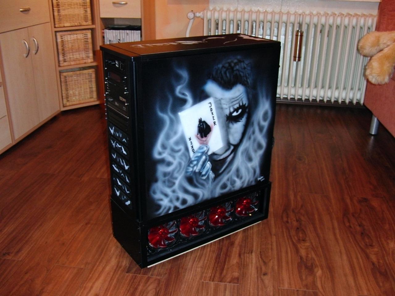 [04/02/2011] Tolle Airbrush-Casemod mit Batman-Motiven (47)