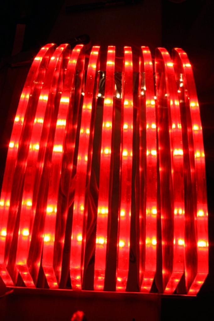[11/02/2011] Ausnahme-Casemod Candela: Acrylglas trifft LED-Wahnsinn trifft Kunstleder (88)