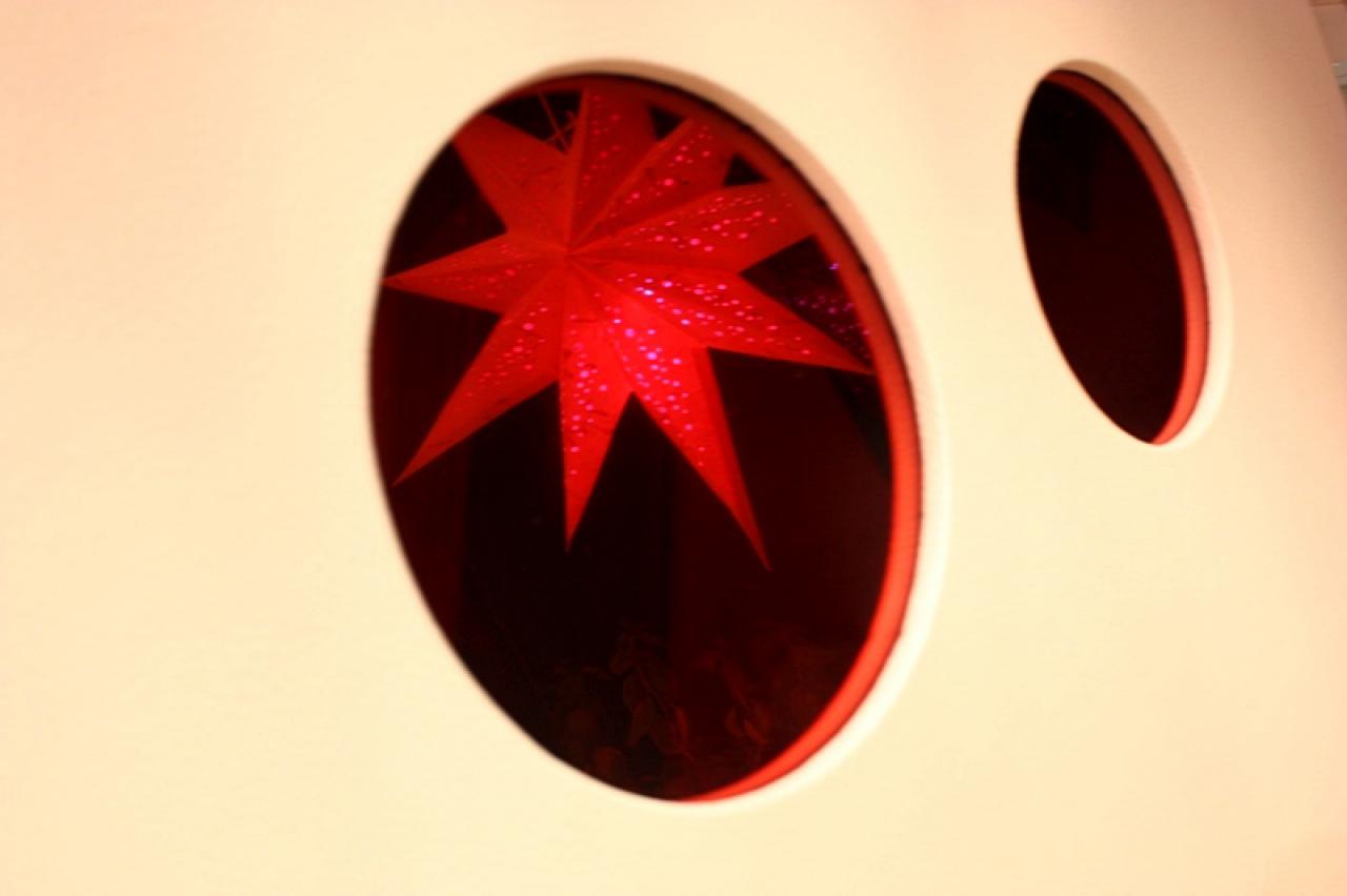 [11/02/2011] Ausnahme-Casemod Candela: Acrylglas trifft LED-Wahnsinn trifft Kunstleder (94)