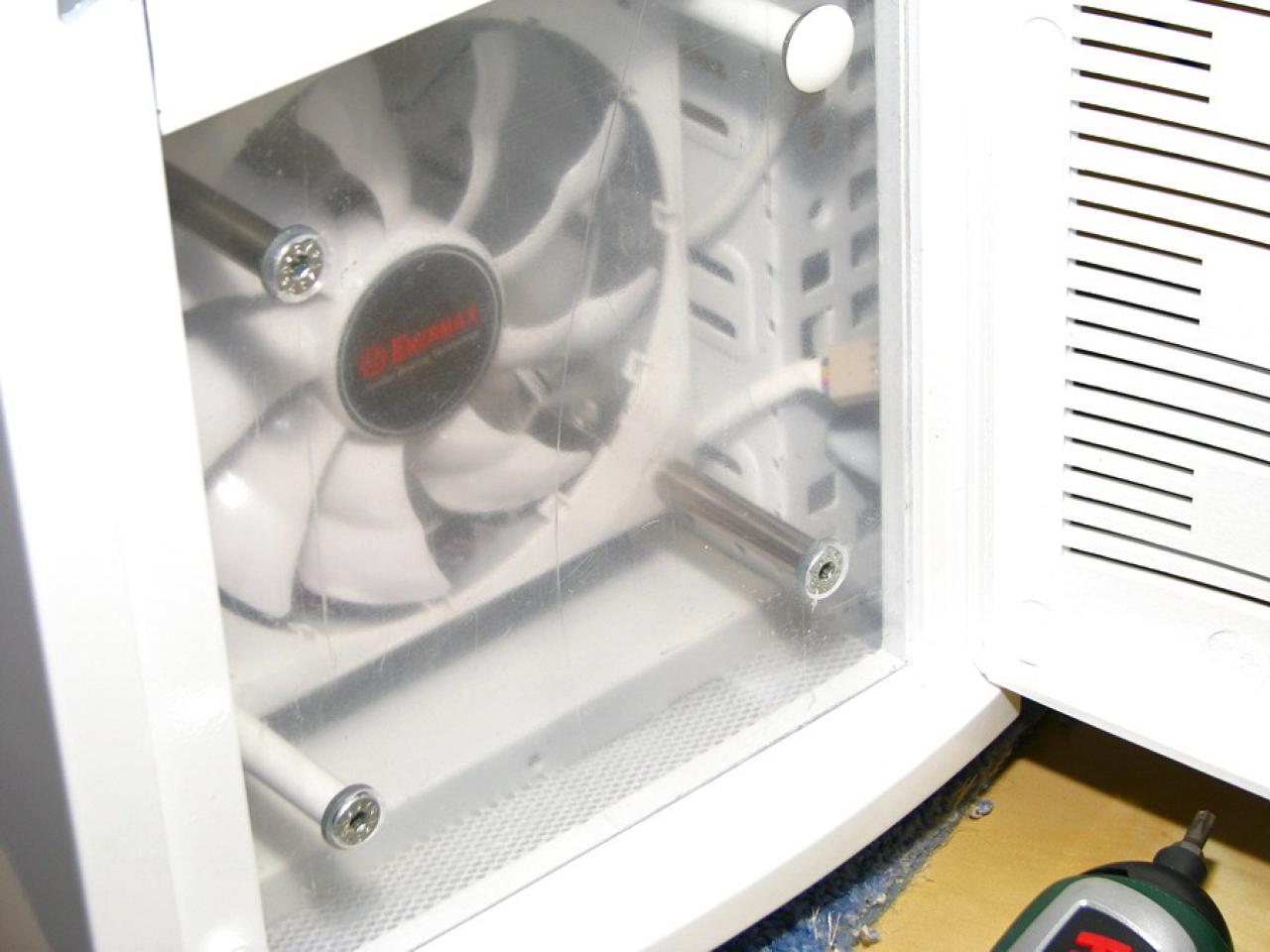 [18/02/2011] Casemod-Projekt Schneeweiß: Lego-Reiterschaft auf Beutezug und (fast) finale Bilder (22)