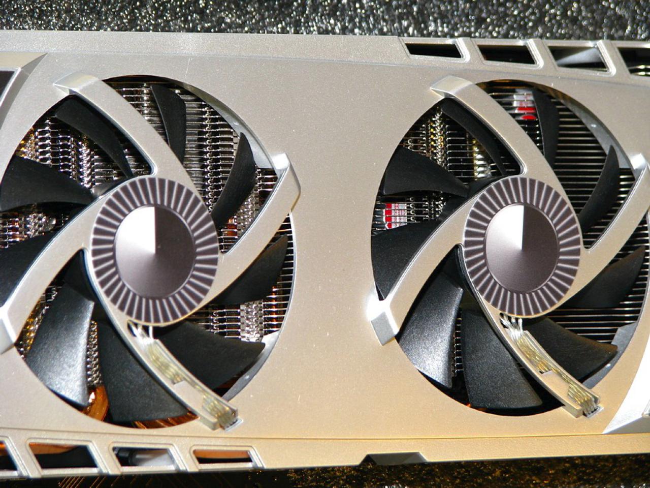 [18/02/2011] Casemod-Projekt Schneeweiß: Lego-Reiterschaft auf Beutezug und (fast) finale Bilder (25)