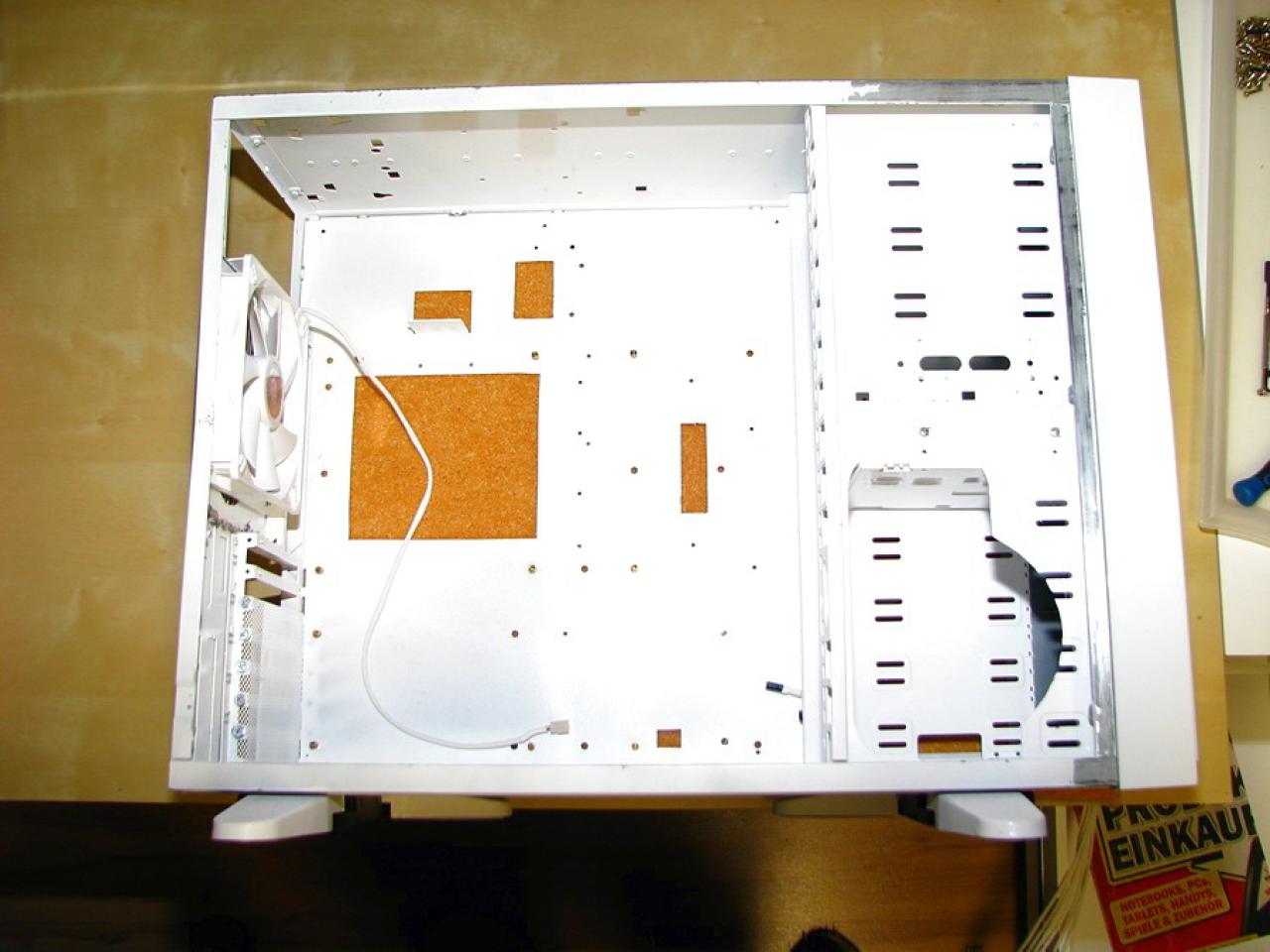 [18/02/2011] Casemod-Projekt Schneeweiß: Lego-Reiterschaft auf Beutezug und (fast) finale Bilder (37)