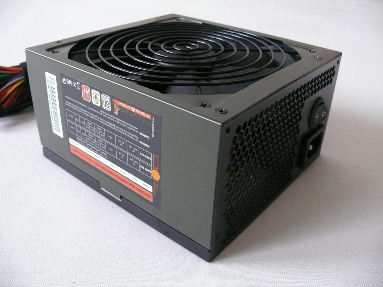 [22/02/2011] Rasurbo Real&Power 550W im PCGHX-Test (4)