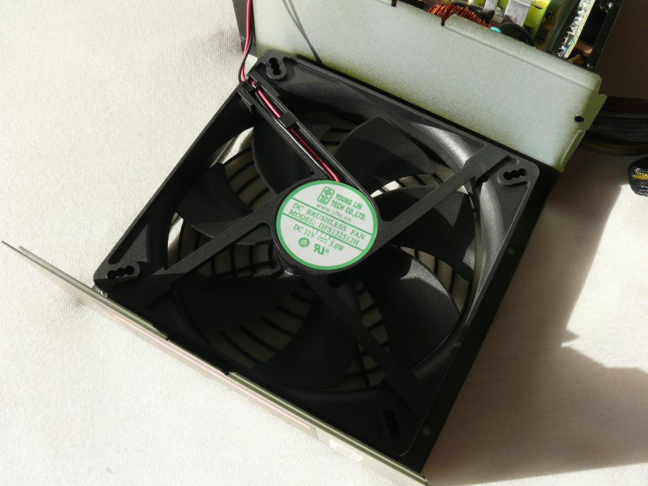 [22/02/2011] Rasurbo Real&Power 550W im PCGHX-Test (5)