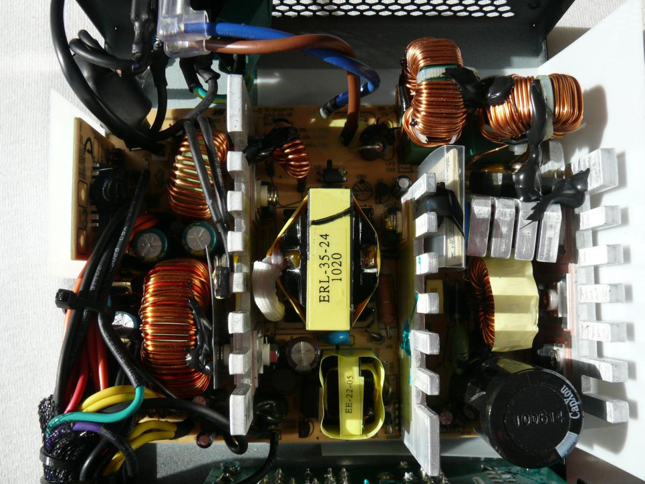 [22/02/2011] Rasurbo Real&Power 550W im PCGHX-Test (10)