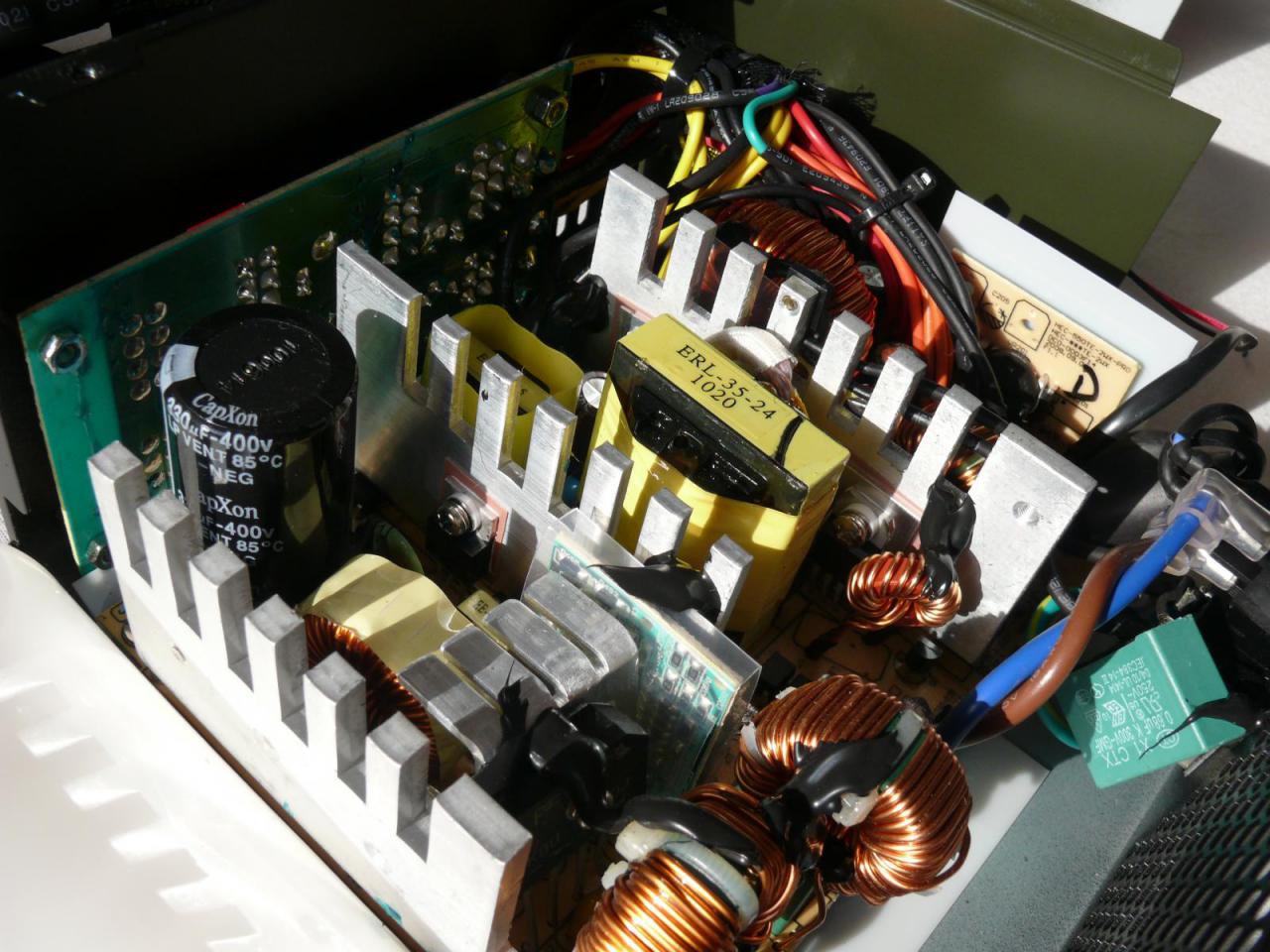 [22/02/2011] Rasurbo Real&Power 550W im PCGHX-Test (13)