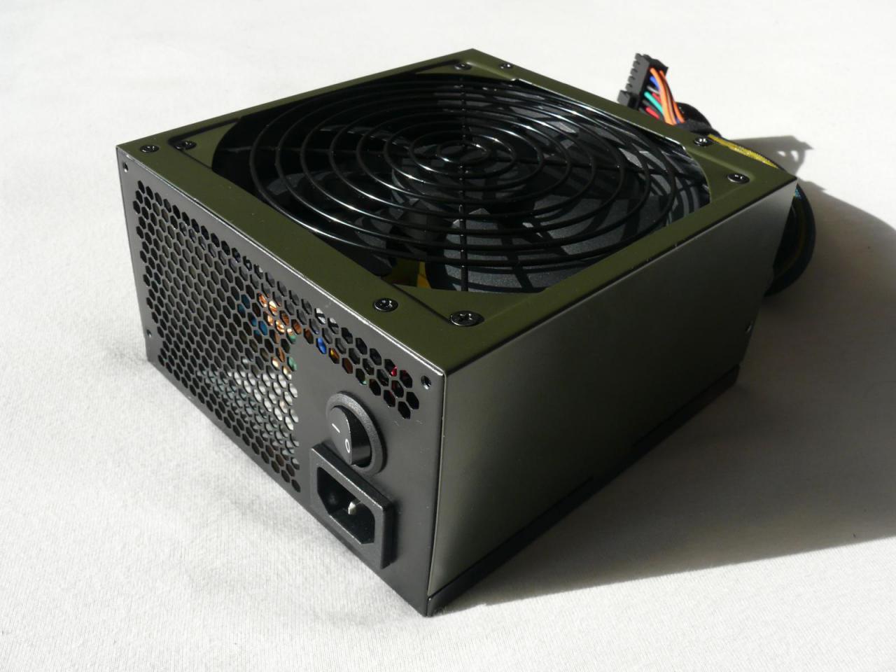 [22/02/2011] Rasurbo Real&Power 550W im PCGHX-Test (14)