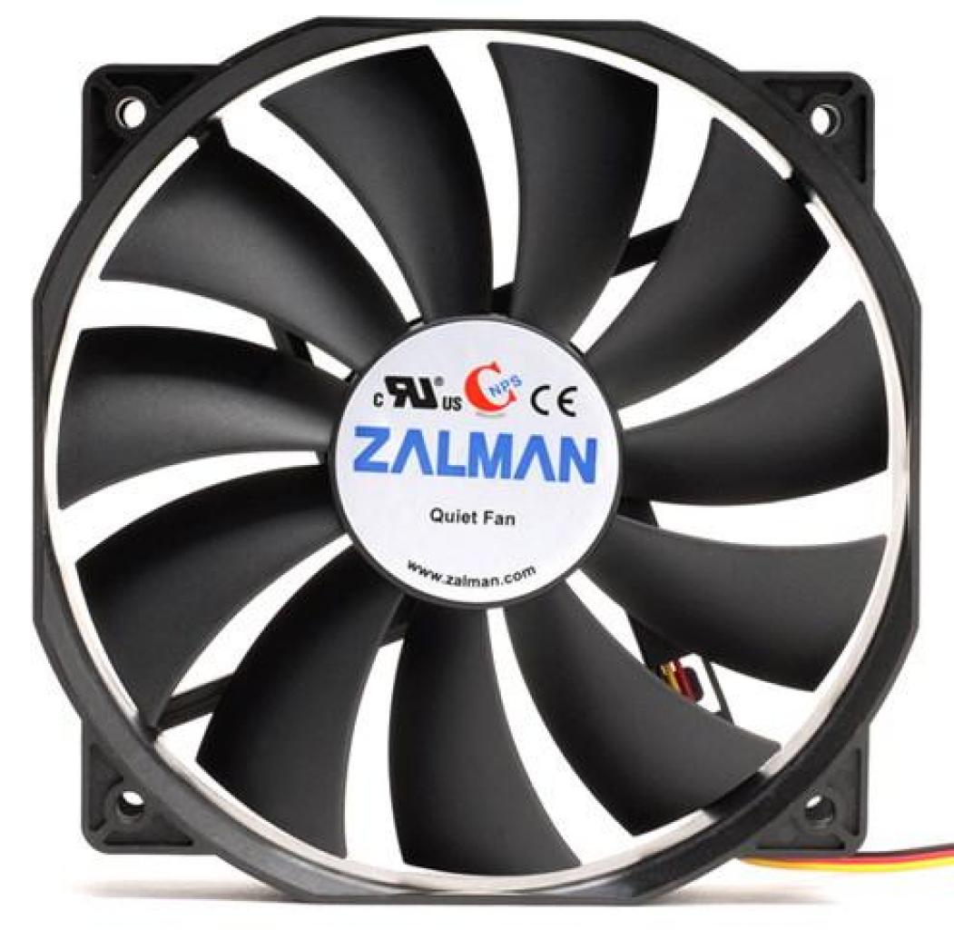 [22/02/2011] Zalman stellt 135-mm-Lüfter ZM-F4 mit 120-mm-Bohrungen vor (1)