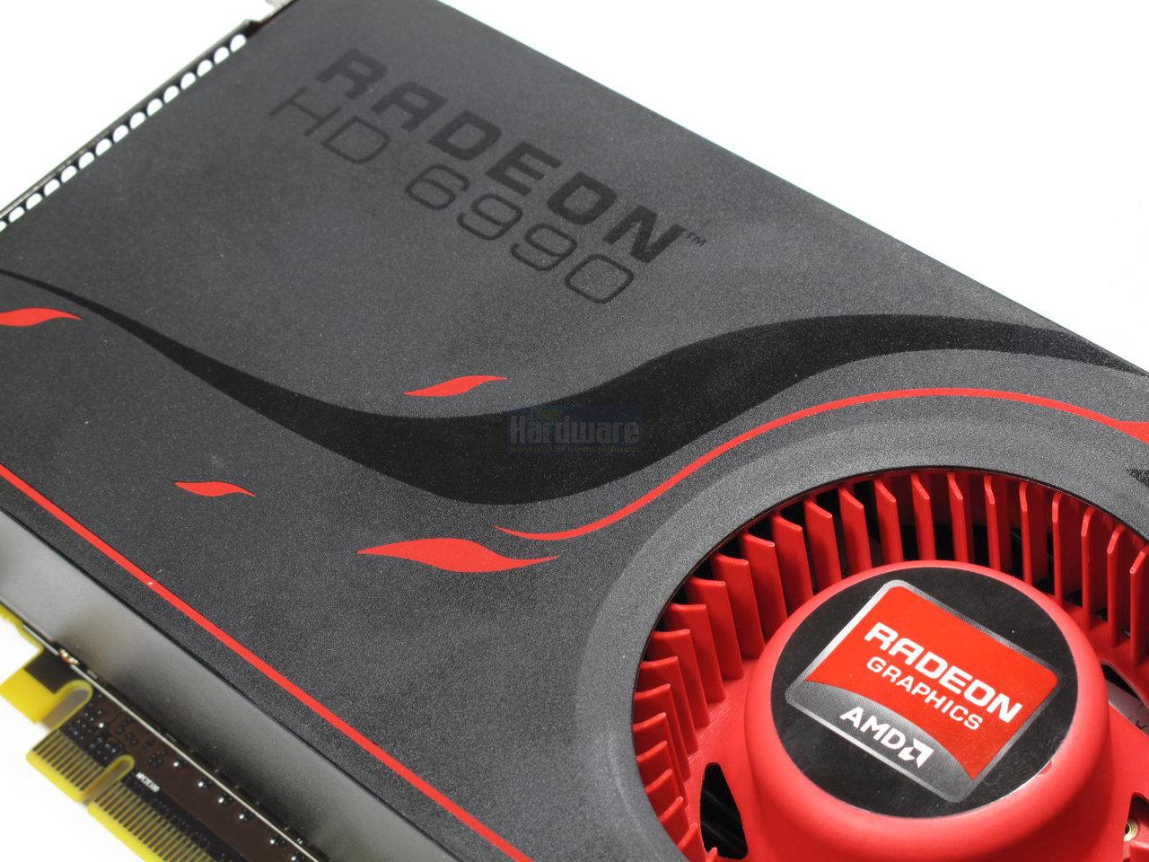 [07/03/2011] AMD Radeon HD 6990, Codename: Antilles. Das Gebläse ist laut AMD identisch mit dem, welches bereits auf den anderen Referenz-Karten der HD-6900-Reihe zum Einsatz kommt.