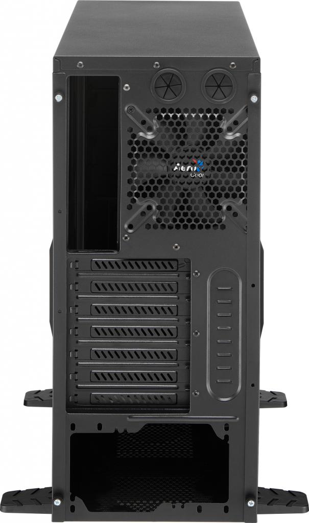 [14/03/2011] Aerocool Vs-4: Midi-Tower mit mattschwarzer Lackierung (4)