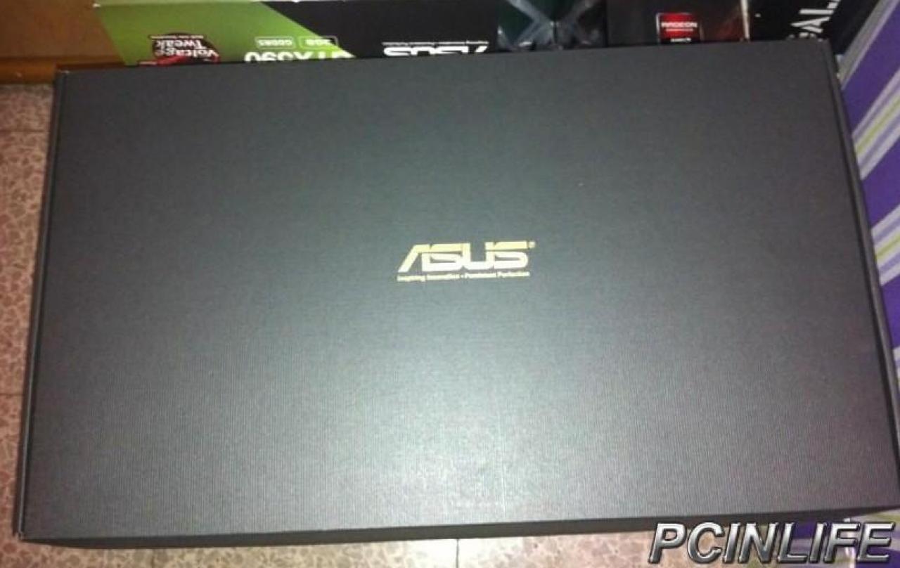 [23/03/2011] Asus Geforce GTX 590: Unboxing-Bilder der neuen Dual-GPU-Grafikkarte (3)