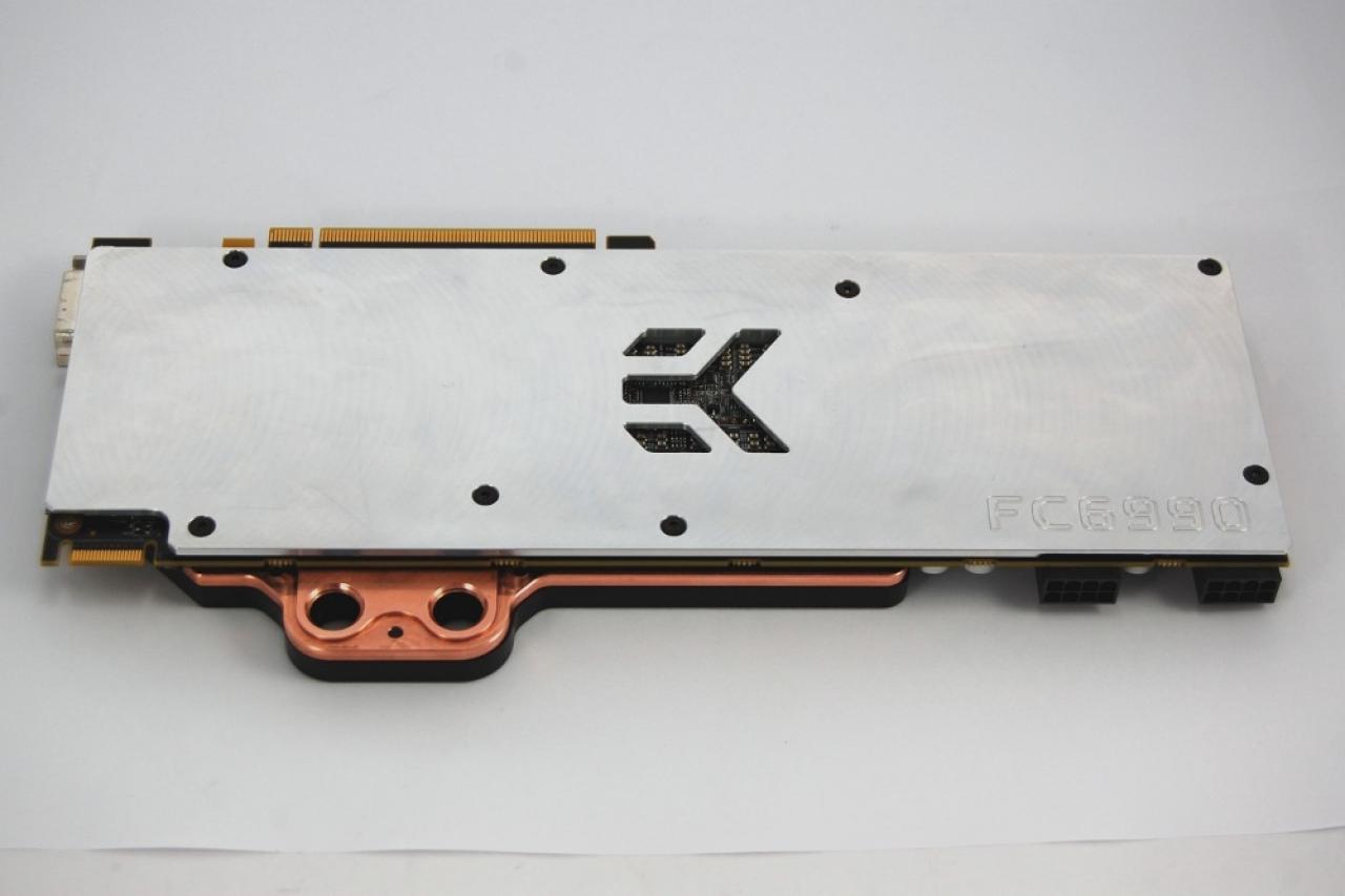 [22/03/2011] EK Water Blocks: Fotos des ersten Wasserkühler für AMD Radeon HD 6990