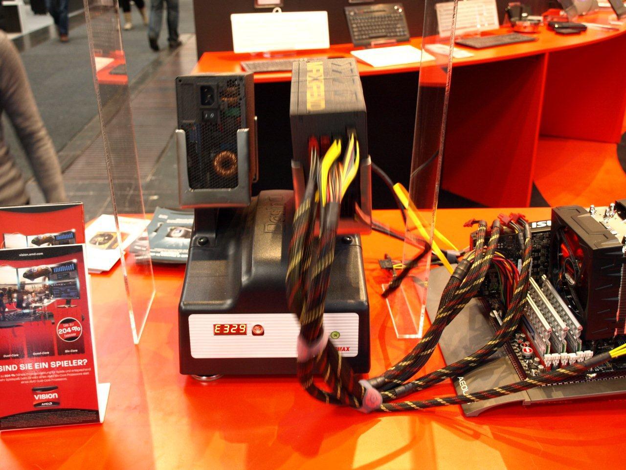 [01/03/2011] Enermax NT Tester 2 