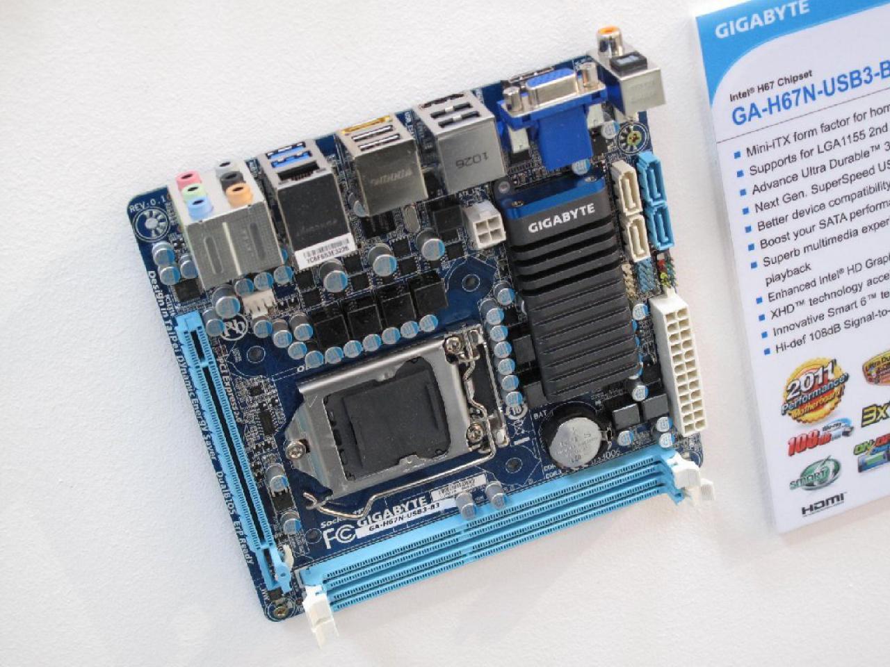 [03/03/2011] Gigabyte H67N USB3 B3 02