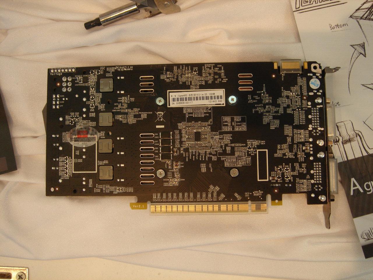 [02/03/2011] Grafikkarte Colorful iGame Geforce GTS 450 Buri Slim 03