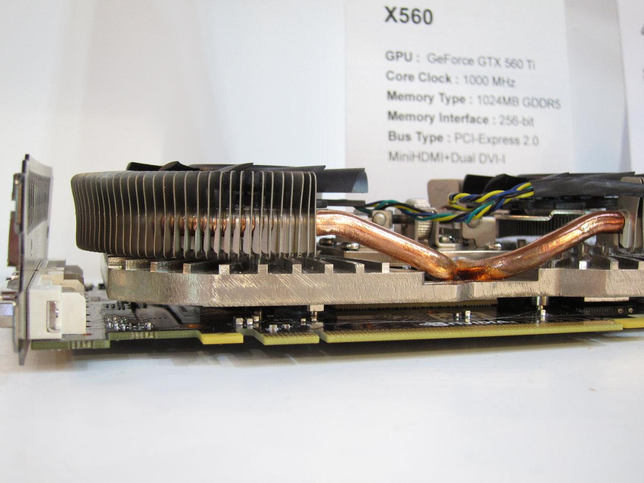 [02/03/2011] Grafikkarte Sparkle Calibre Geforce GTX 560 Ti X560 04a